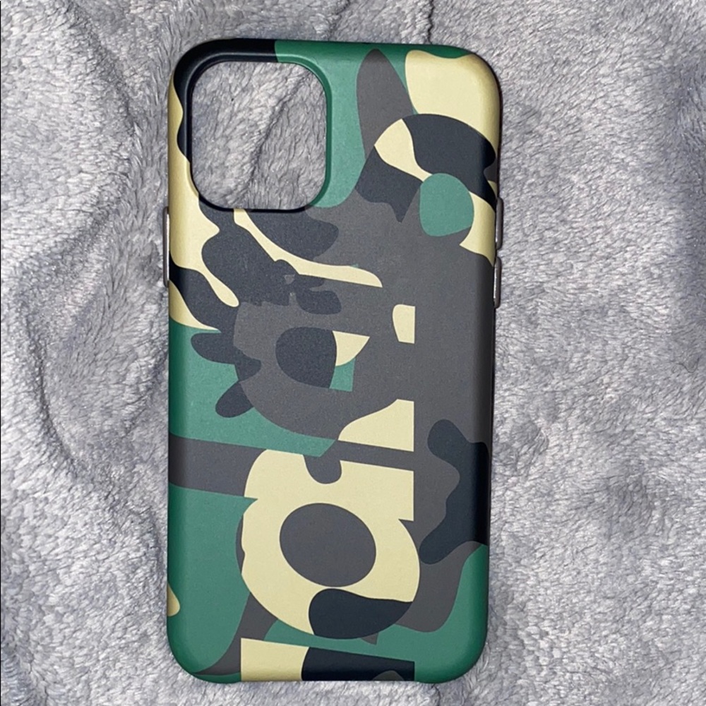 Supreme Camo Case IPhone 11 Pro